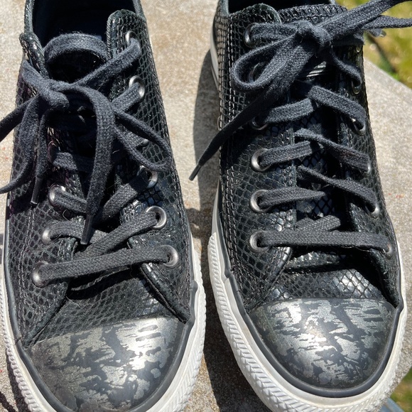 Converse Blk Embossed Snake 7.5 - Picture 1 of 12